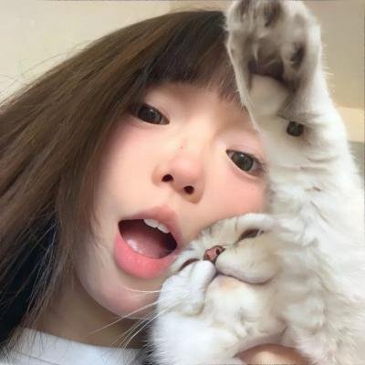 踉跄女孩